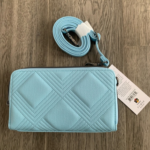 Lug- Vault Matte Luxe RFID Convertible Crossbody Bag - Picture 3 of 3